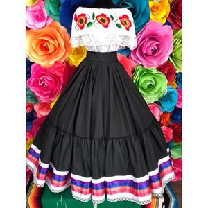 Mexican folkloric skirt